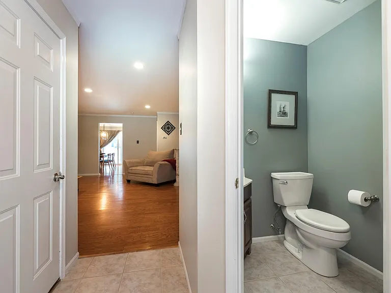 8165 Heritage Dr — Photo 8