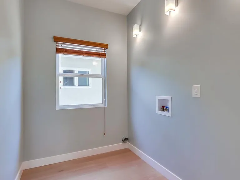 3336 Altadena Ave — Photo 2