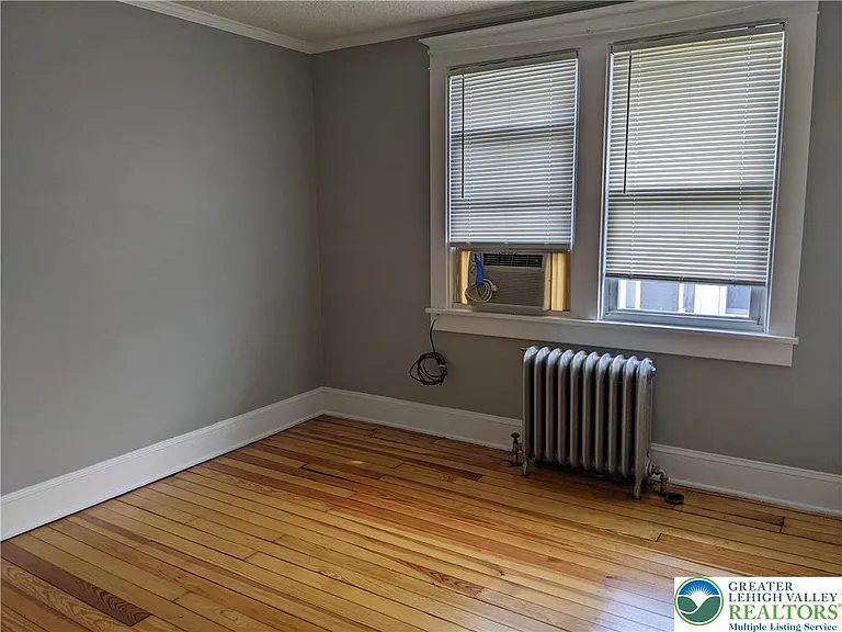 2434 Birch St — Photo 13