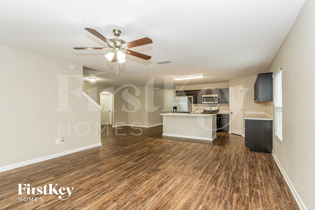 Building Photo - 9836 Marine Ct