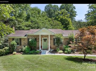 1999 Glenheath Dr, Hendersonville, NC 28791