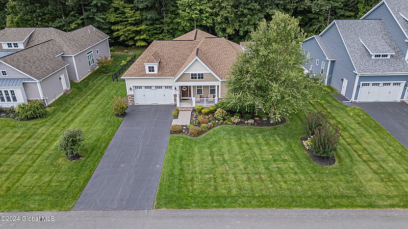 2nd image of 48 Yachtsman Way