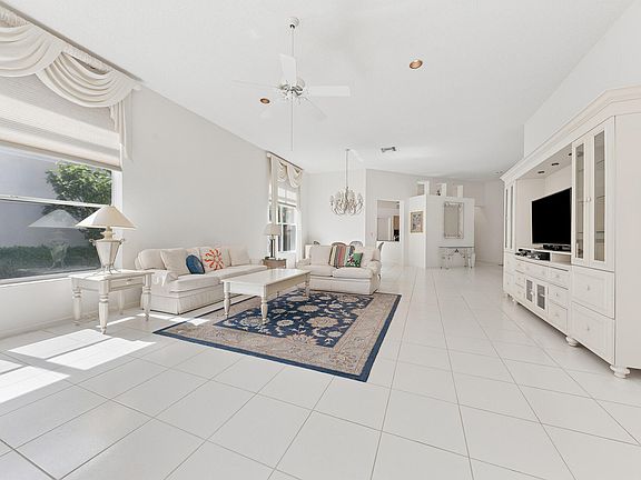 3rd image of 6628 NW 24th Avenue