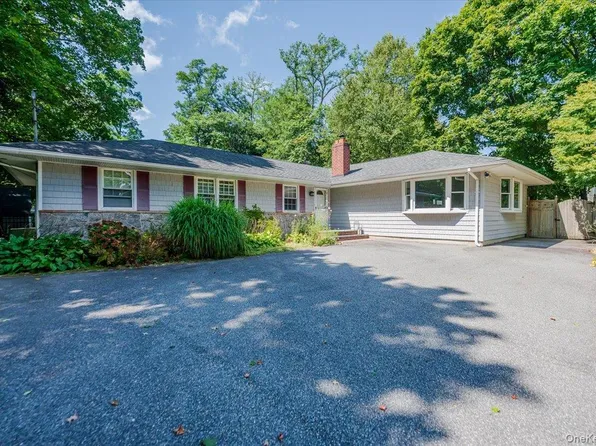 237 Oakwood Road, Huntington, NY 11743
