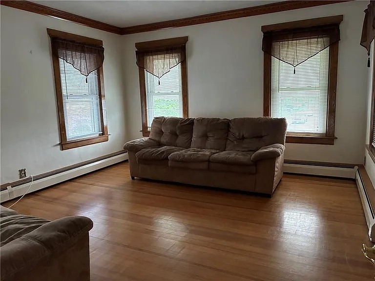 56 Hatfield St — Photo 17