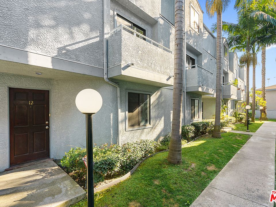 1st image of 208 E Plymouth St #12
