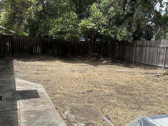 4th image of 6601 Lindbrook Way