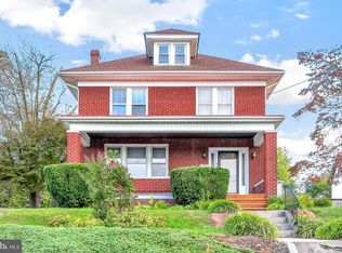 43 W High St, Yoe, PA 17313