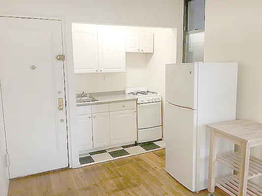 Rented by AJ Clarke | media 12