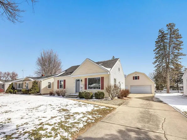 1012 N Buchanan St, Green Bay, WI 54303