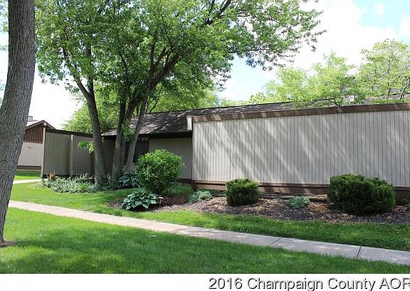 4th image of 812 Sunset Dr APT 1