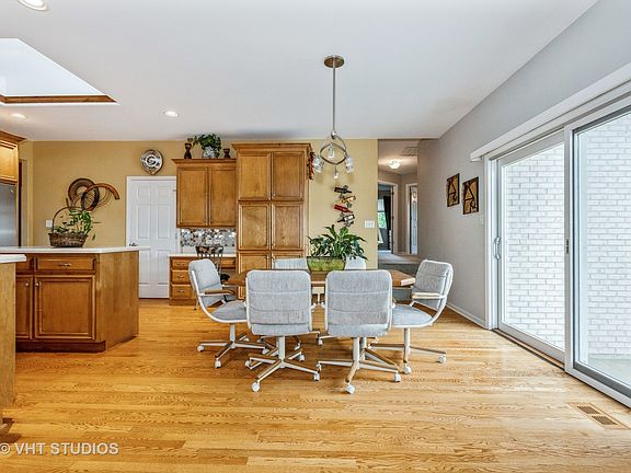 4th image of 14747 Margust Ln