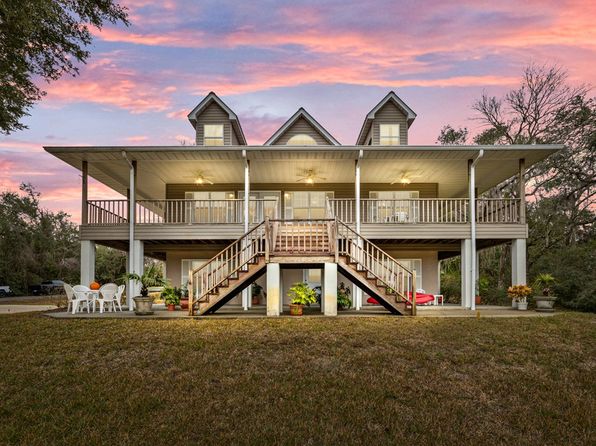 1713 SE First Ave, Steinhatchee, FL 32359
