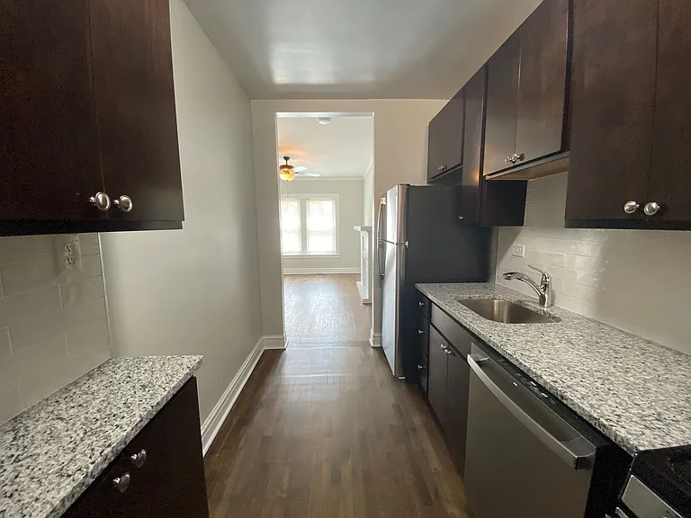 1606 W Olive Ave #1 — Photo 6