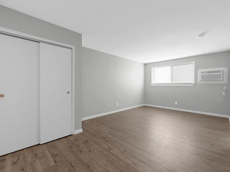 Garden Heights Apartments — Photo 19