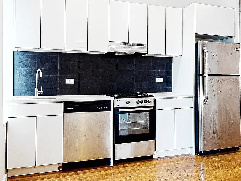 4103 7th Ave #2R — Photo 5
