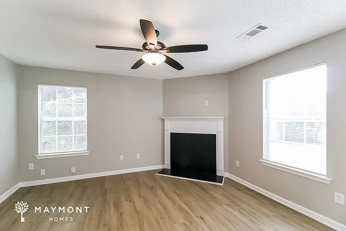 5803 Waggoner Ct — Photo 6