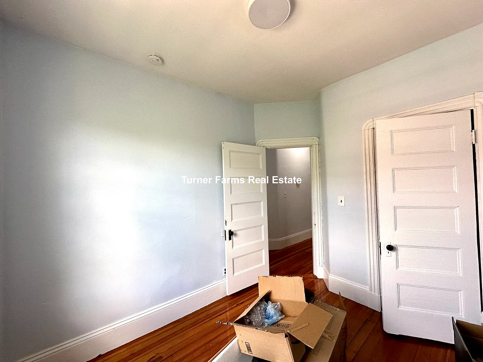 789 Columbia Rd — Photo 4