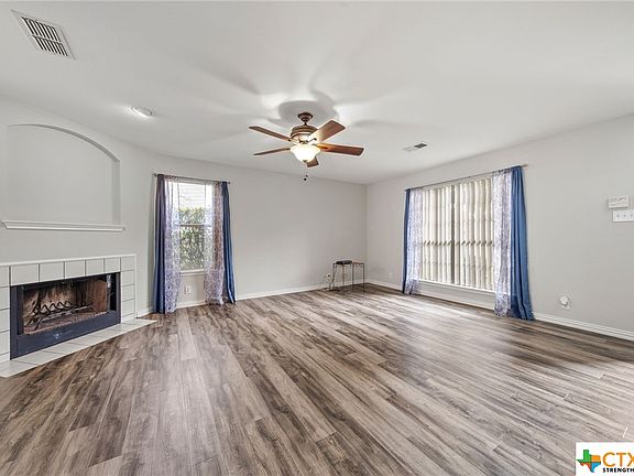 5th image of 3672 Marietta Ln