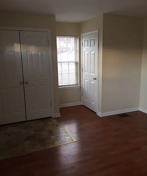 1 Woods Dr — Photo 4