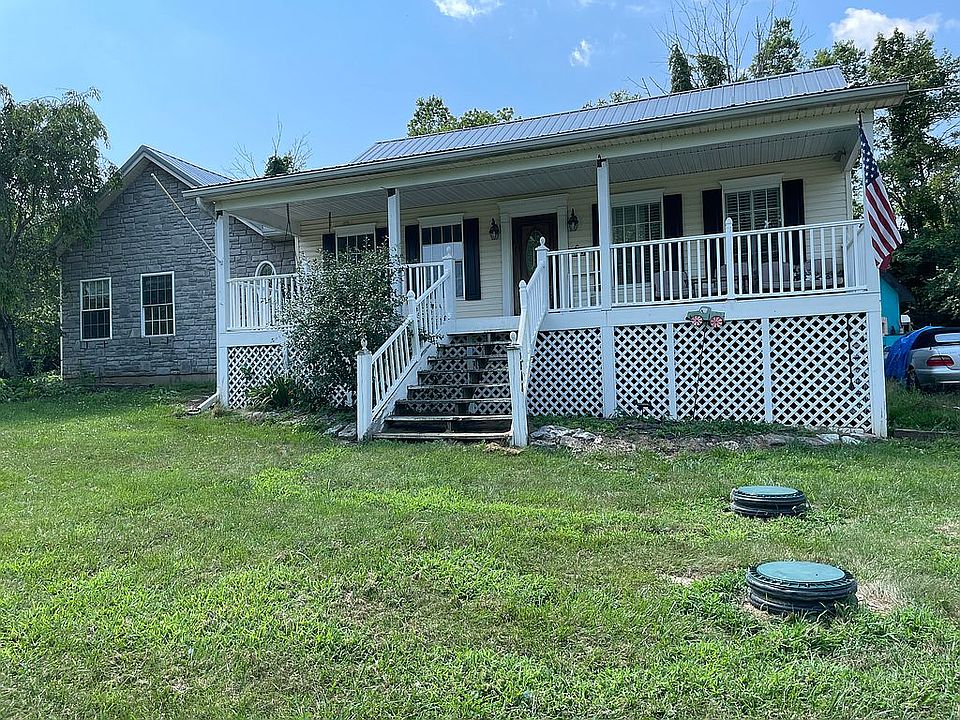 1st image of 3808 Charlotte Dr