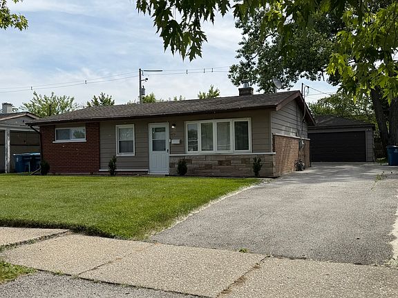 2nd image of 1495 Freeland Ave