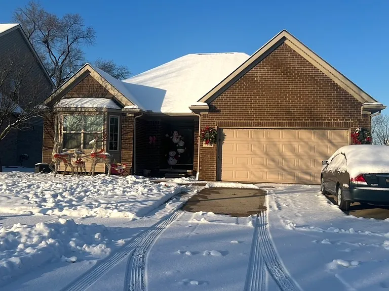 8325 Opal Dr — Photo 6