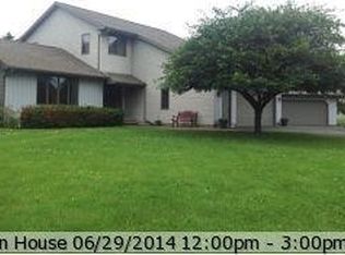 W6509 Cedar Ln, Greenville, WI 54942