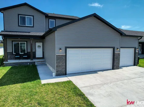 338 N 104th St, Lincoln, NE 68527