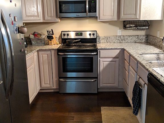 4th image of 3 Gwaltney Cir