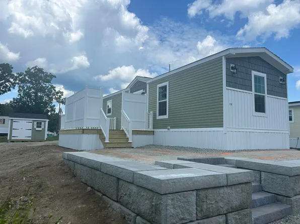 310 Sherwood Glen, Somersworth, NH 03878