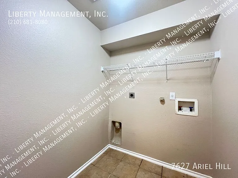 7627 Ariel Hl — Photo 14