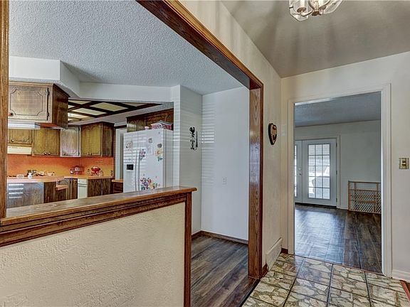 5th image of 4809 Del Crest Dr