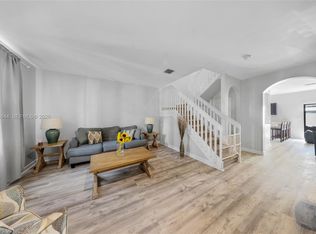 9381 W 33rd Ln, Hialeah, FL 33018