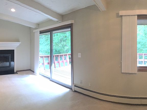 4th image of 52012 Brentwood Dr