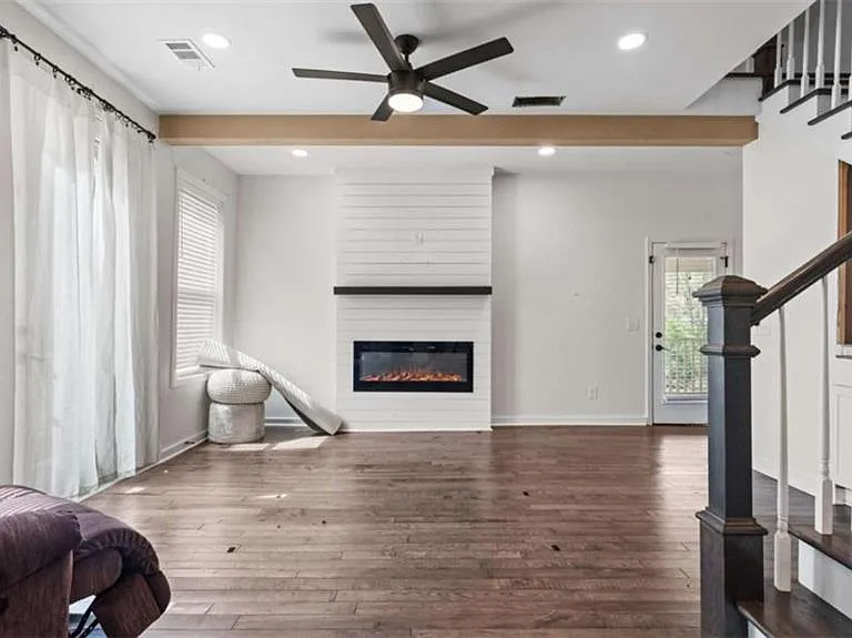 5491 Hill Rd — Photo 10