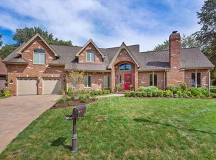 6037 Sedgley Ct, Burr Ridge, IL 60527