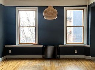 160 Union St #2, Brooklyn, NY 11231
