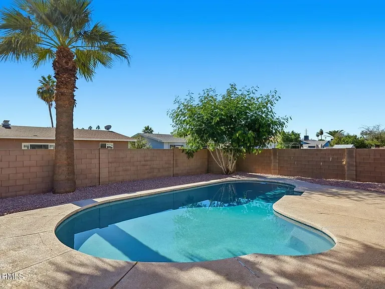 4743 W Shaw Butte Dr — Photo 23