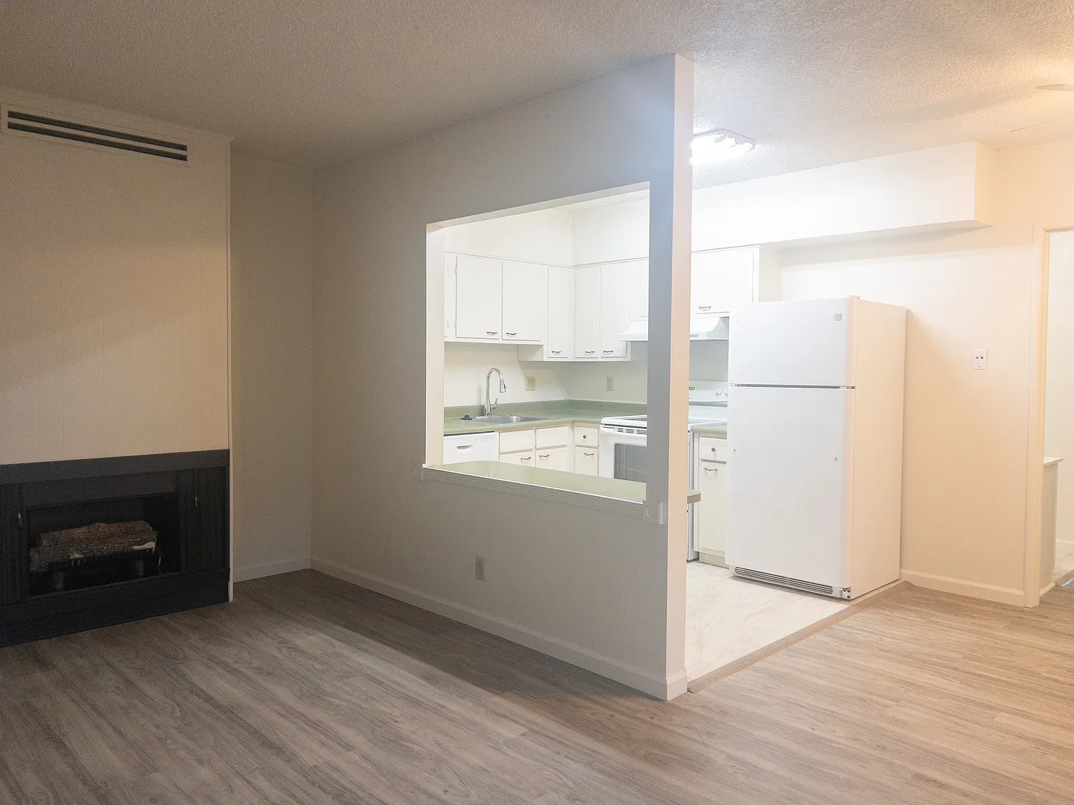 2311 I St — Photo 2