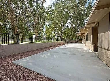 2605 Country Club Dr — Photo 7