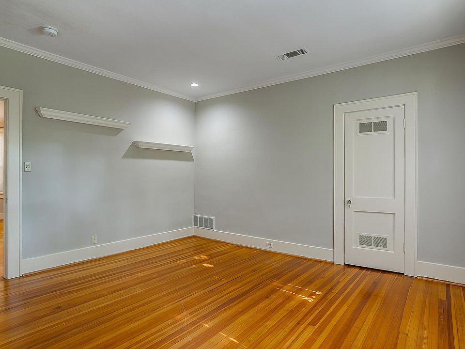 1st image of 4022 Bunting Ave