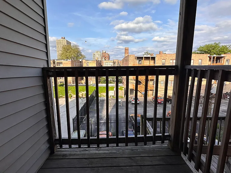 6747 S Paxton Ave #3 — Photo 13