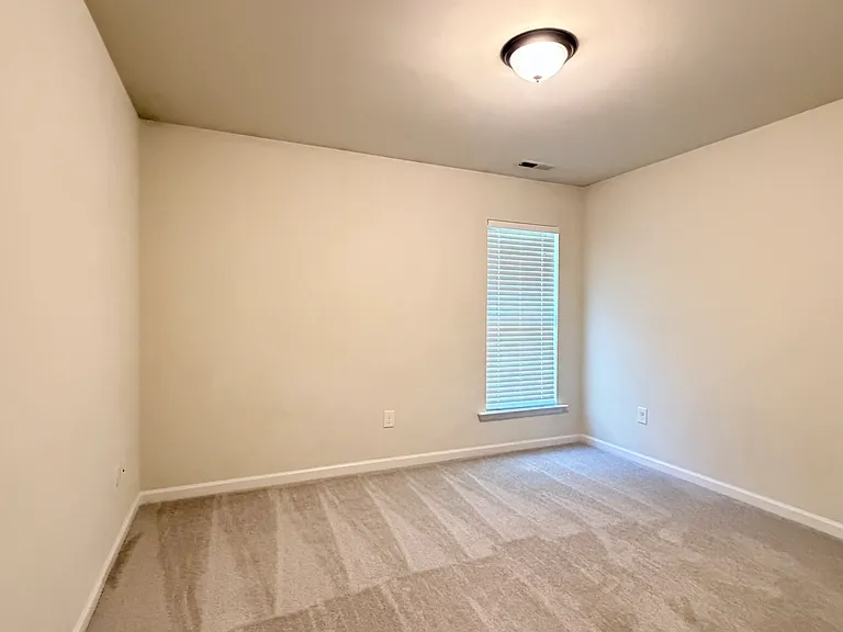 117 Inisfree Pl — Photo 15