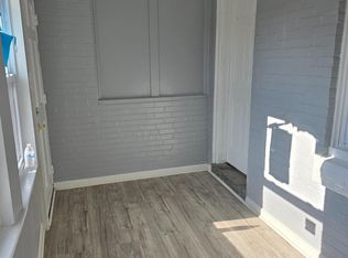 211 Spruce St, Darby, PA