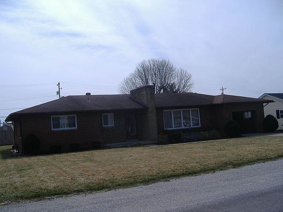 3rd image of 205 Washington Ave