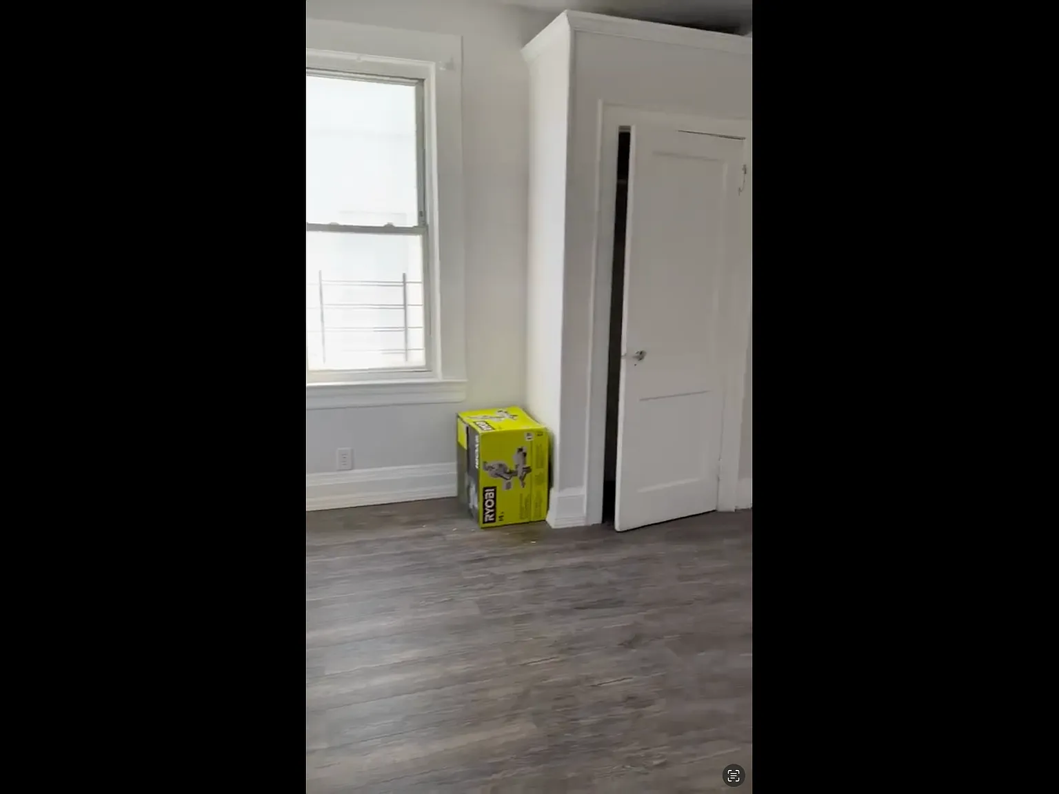 2 bed, 800 sqft, $3,058 — Photo 4
