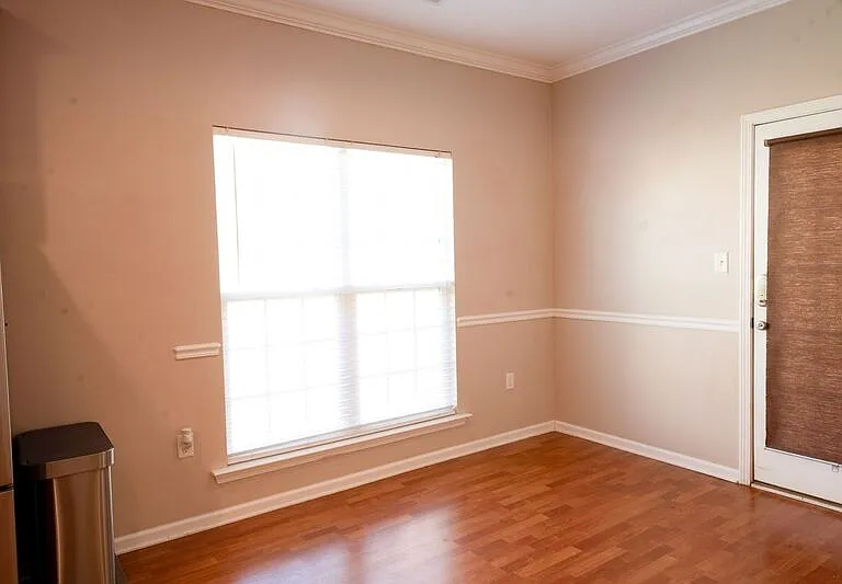 10 Arbors Cir — Photo 23