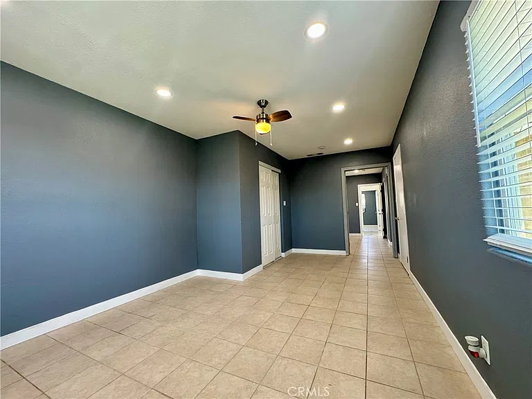 1211 N Siesta St — Photo 17