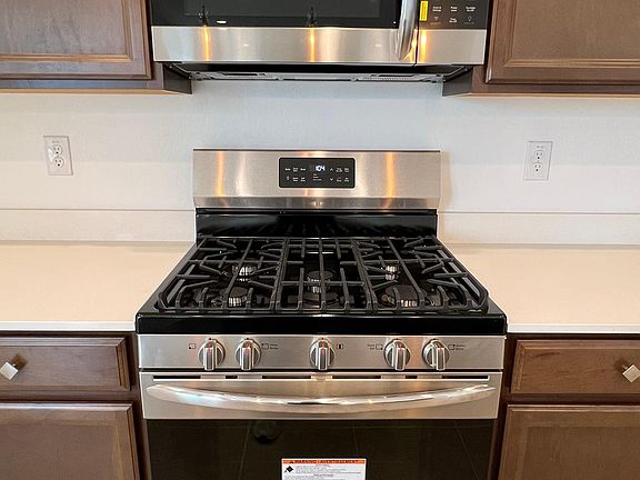 Brand new stainless steel appliances (Gas Stove)